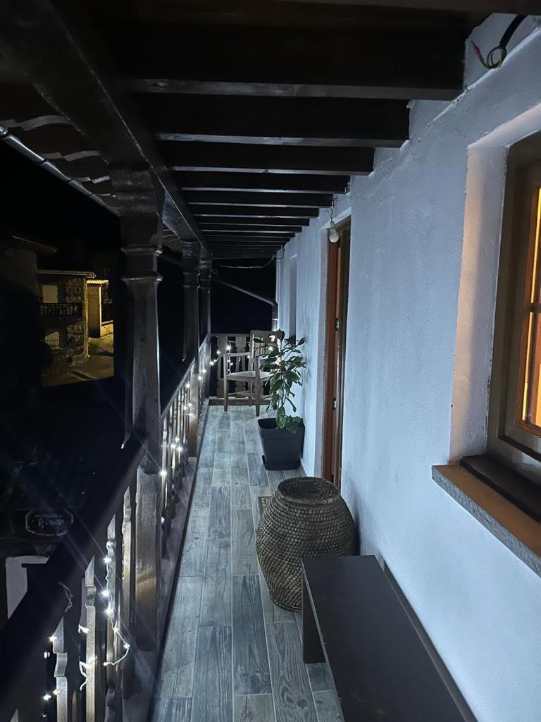 Вілла La Balconada De Valdeon Посада-де-Вальдеон Екстер'єр фото